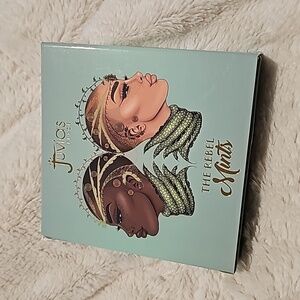 Julia's Place The Rebel Mints Eyeshadow Palette